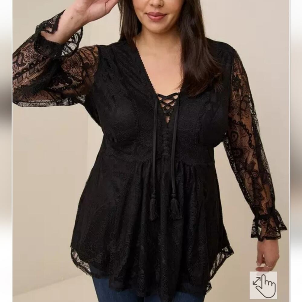 Torrid Babydoll Lace Top Black Size 5